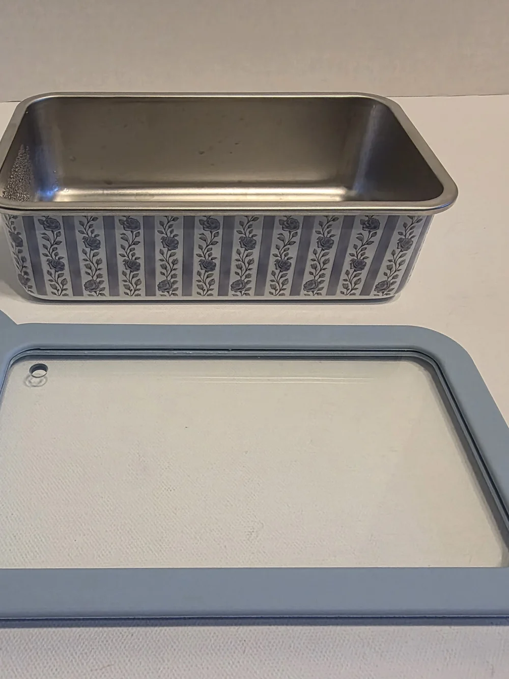 Blue Patterned Stainless Steel Food Storage Tray with Lid